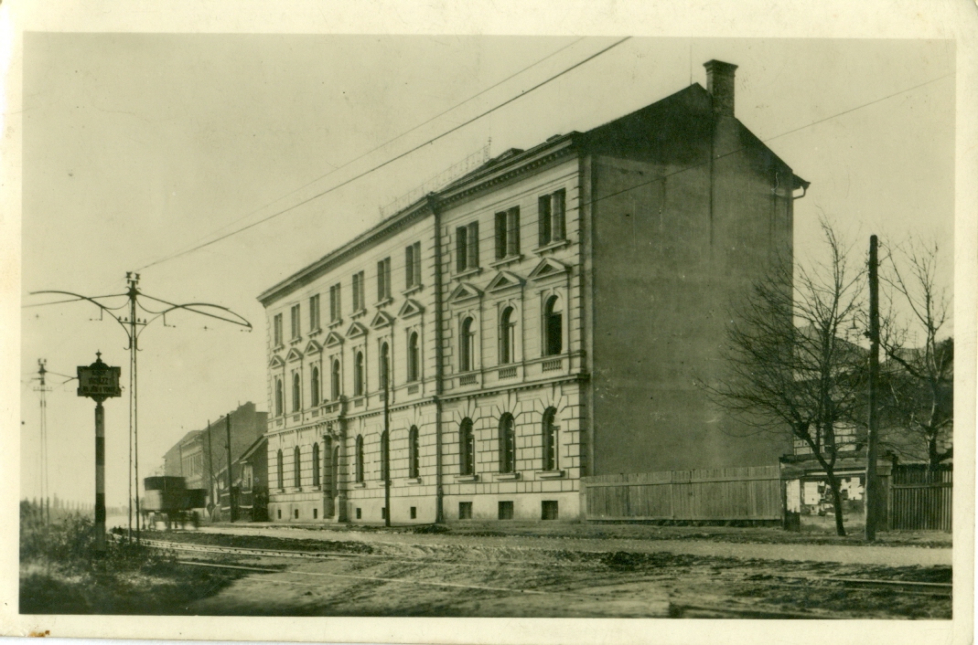 Thumbnail Image